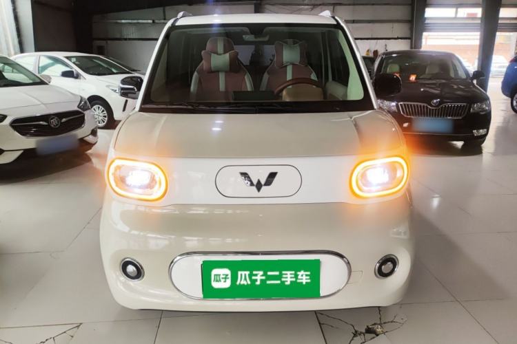 Used Wuling Hongguang MINIEV 2024 3rd Generation 215km Advanced Version Front