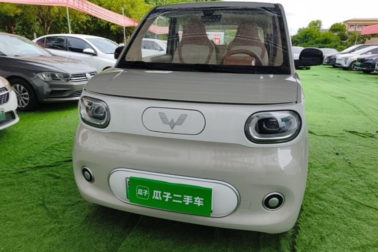 Used Wuling Hongguang MINIEV 2024 3rd Generation 215km Youth Edition Front