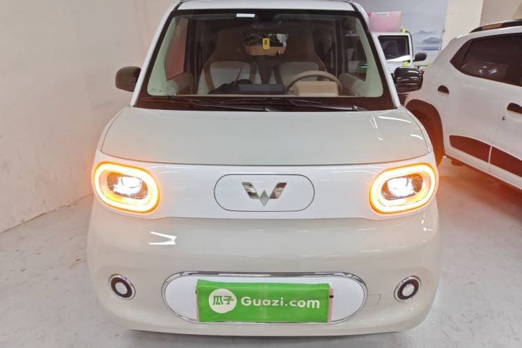 Used Wuling Hongguang MINIEV 2024 3rd Generation 215km Advanced Version Front