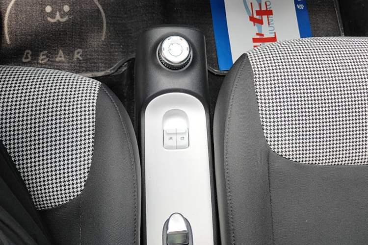 Used Wuling Hongguang MINIEV 2024 3rd Generation 215km Advanced Version Gear Lever