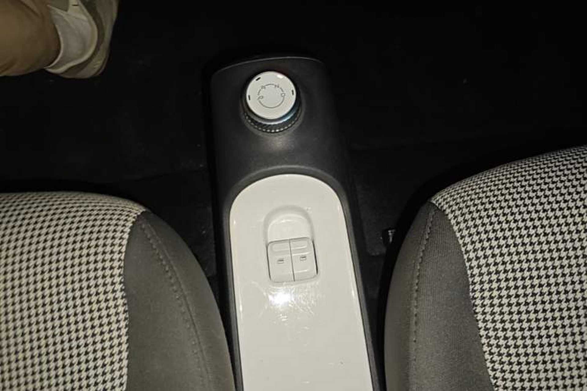 Used Wuling Hongguang MINIEV 2024 3rd Generation 215km Advanced Version Gear Lever
