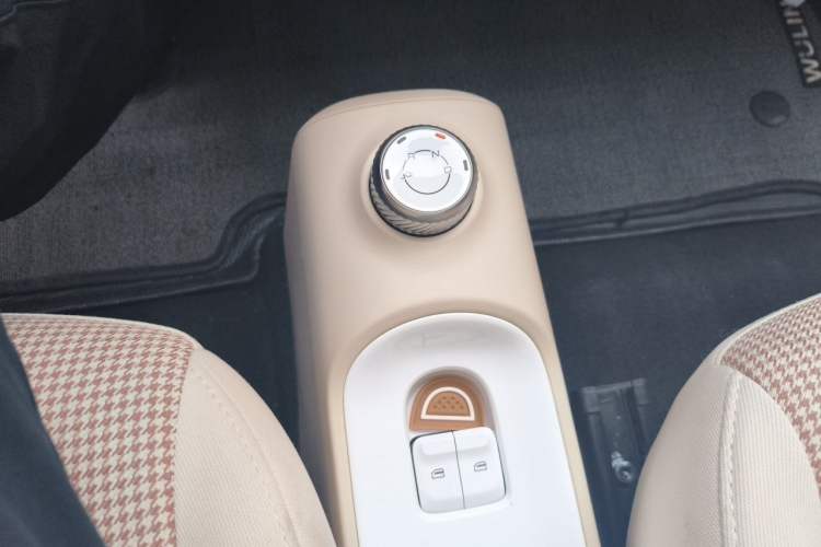 Used Wuling Hongguang MINIEV 2024 3rd Generation 215km Advanced Version Gear Lever