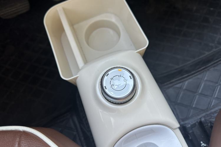 Used Wuling Hongguang MINIEV 2024 3rd Generation 215km Advanced Version Gear Lever