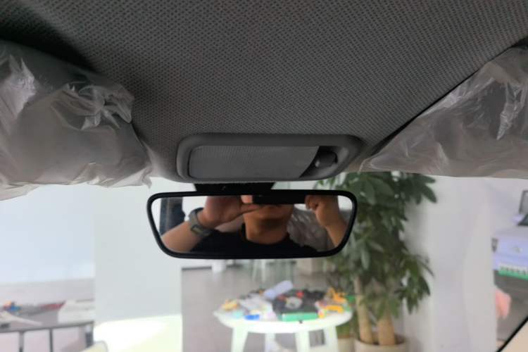 Used Wuling Hongguang MINIEV 2024 3rd Generation 215km Youth Edition Headliner
