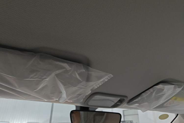 Used Wuling Hongguang MINIEV 2024 3rd Generation 215km Youth Edition Headliner