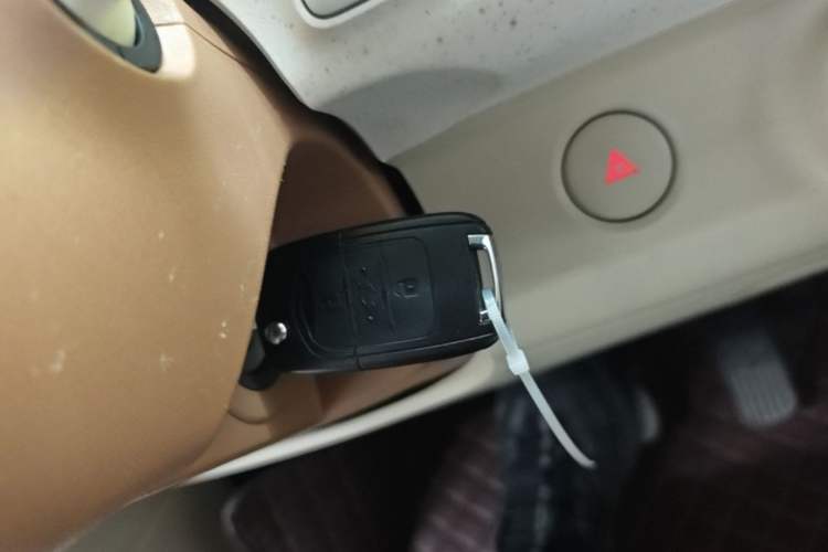 Used Wuling Hongguang MINIEV 2024 3rd Generation 215km Youth Edition Interior 1