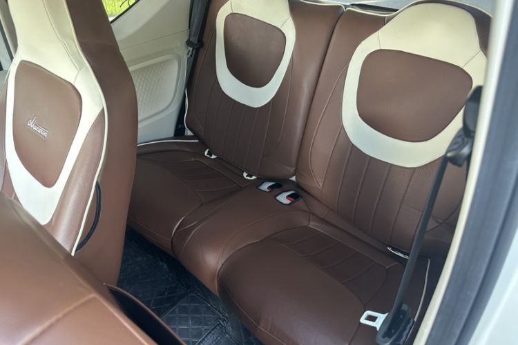 Used Wuling Hongguang MINIEV 2024 3rd Generation 215km Advanced Version Interior 2