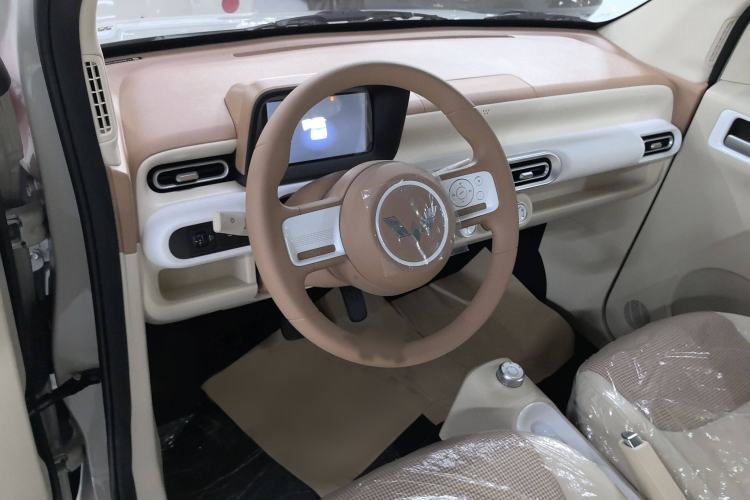 Used Wuling Hongguang MINIEV 2024 3rd Generation 215km Youth Edition Interior 3