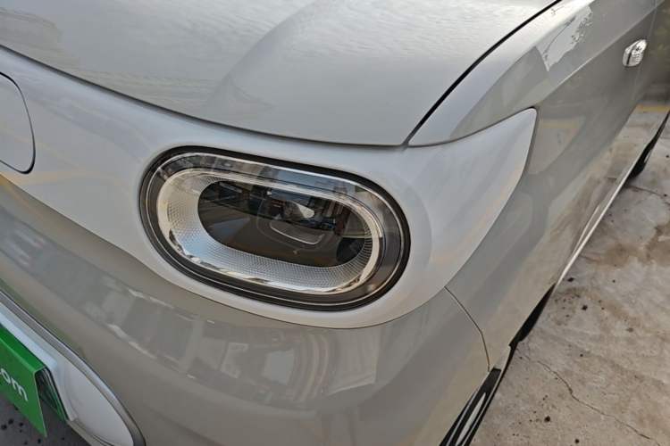 Used Wuling Hongguang MINIEV 2024 3rd Generation 215km Youth Edition Left Front Headlight
