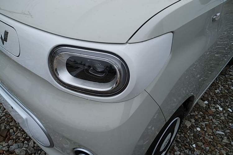 Used Wuling Hongguang MINIEV 2024 3rd Generation 215km Youth Edition Left Front Headlight