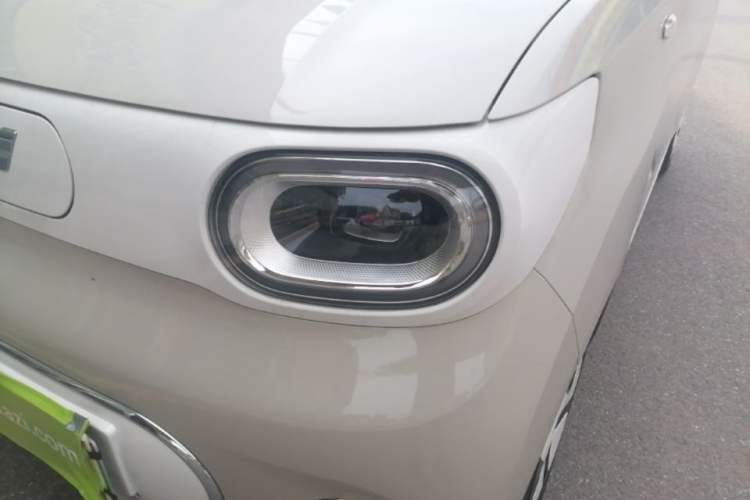 Used Wuling Hongguang MINIEV 2024 3rd Generation 215km Advanced Version Left Front Headlight