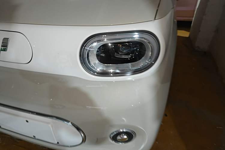Used Wuling Hongguang MINIEV 2024 3rd Generation 215km Advanced Version Left Front Headlight