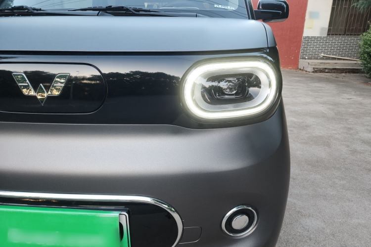 Used Wuling Hongguang MINIEV 2024 3rd Generation 215km Advanced Version Left Front Headlight