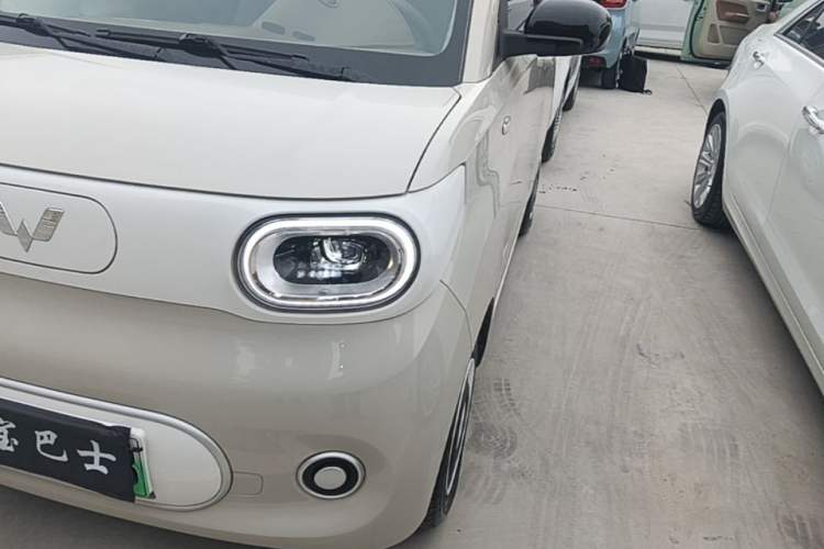 Used Wuling Hongguang MINIEV 2024 3rd Generation 215km Youth Edition Left Front Headlight