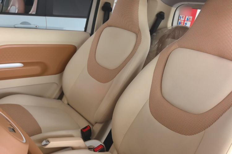 Used Wuling Hongguang MINIEV 2024 3rd Generation 215km Youth Edition Left Front Seat