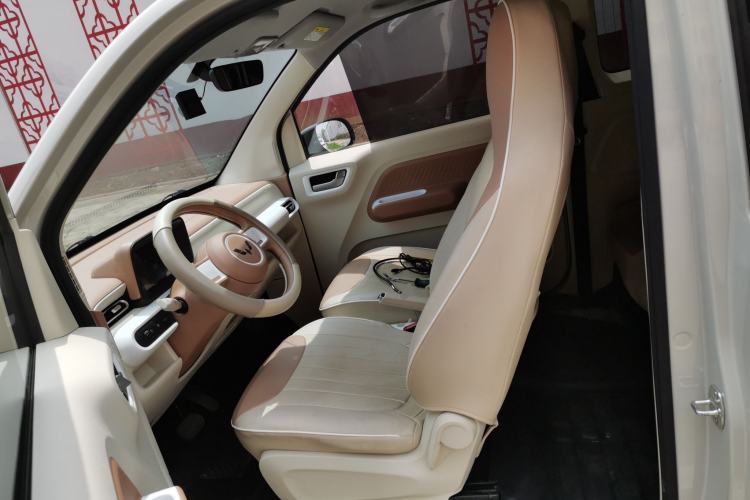 Used Wuling Hongguang MINIEV 2024 3rd Generation 215km Youth Edition Left Front Seat