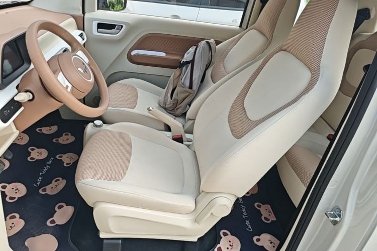 Used Wuling Hongguang MINIEV 2024 3rd Generation 215km Youth Edition Left Front Seat