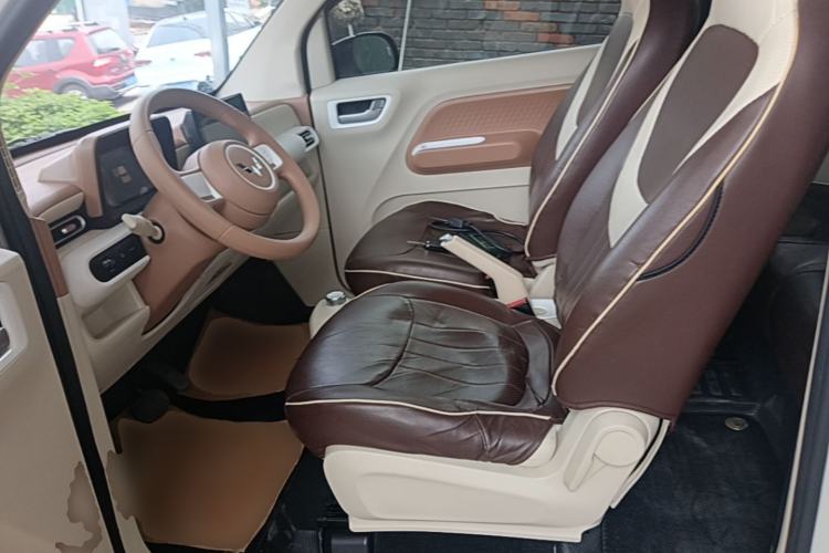 Used Wuling Hongguang MINIEV 2024 3rd Generation 215km Youth Edition Left Front Seat