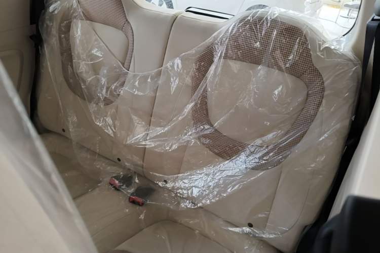 Used Wuling Hongguang MINIEV 2024 3rd Generation 215km Youth Edition Left Rear Seat