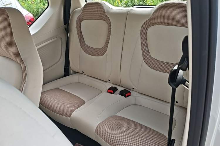 Used Wuling Hongguang MINIEV 2024 3rd Generation 215km Youth Edition Left Rear Seat