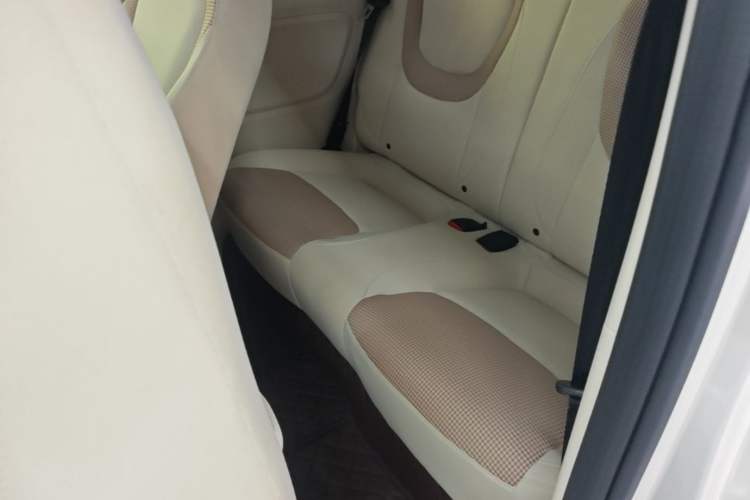 Used Wuling Hongguang MINIEV 2024 3rd Generation 215km Youth Edition Left Rear Seat