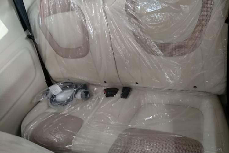 Used Wuling Hongguang MINIEV 2024 3rd Generation 215km Youth Edition Left Rear Seat