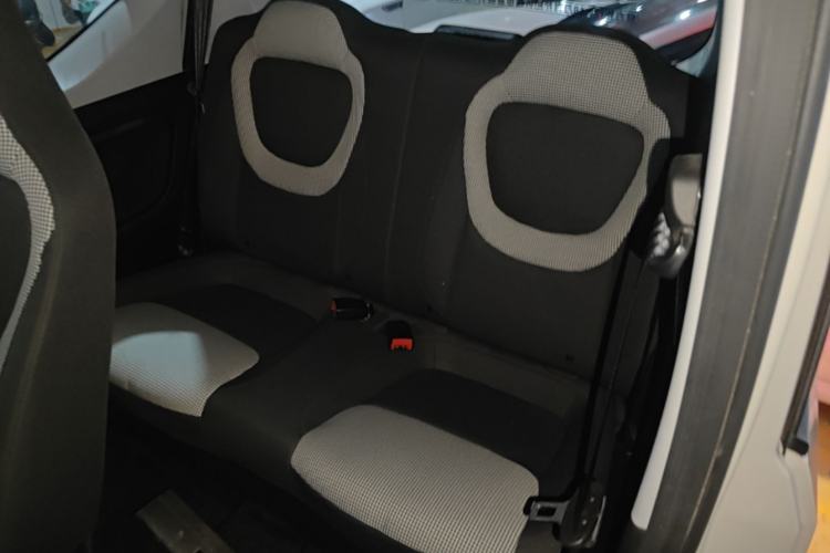 Used Wuling Hongguang MINIEV 2024 3rd Generation 215km Advanced Version Left Rear Seat