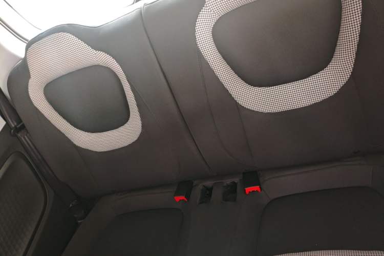 Used Wuling Hongguang MINIEV 2024 3rd Generation 215km Advanced Version Left Rear Seat