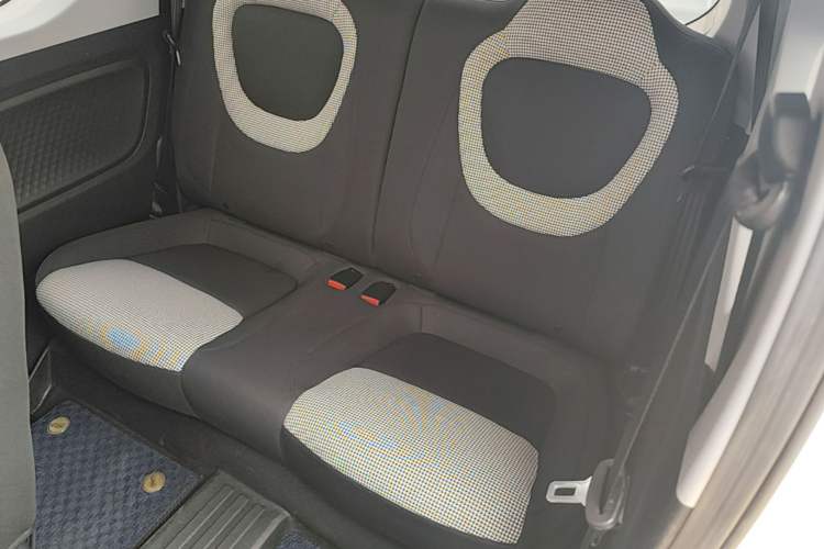 Used Wuling Hongguang MINIEV 2024 3rd Generation 215km Youth Edition Left Rear Seat