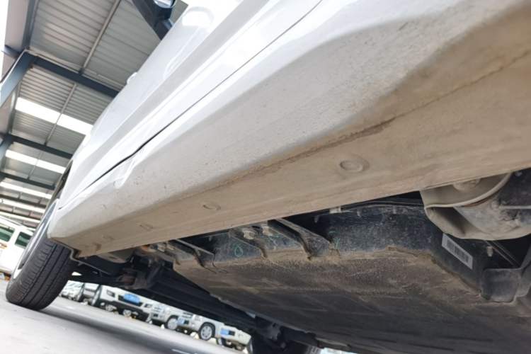 Used Wuling Hongguang MINIEV 2024 3rd Generation 215km Youth Edition Left Side Sill