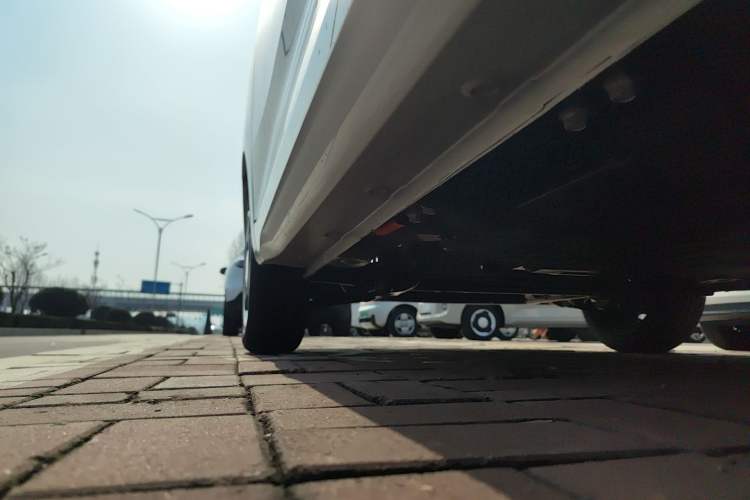 Used Wuling Hongguang MINIEV 2024 3rd Generation 215km Youth Edition Left Side Sill