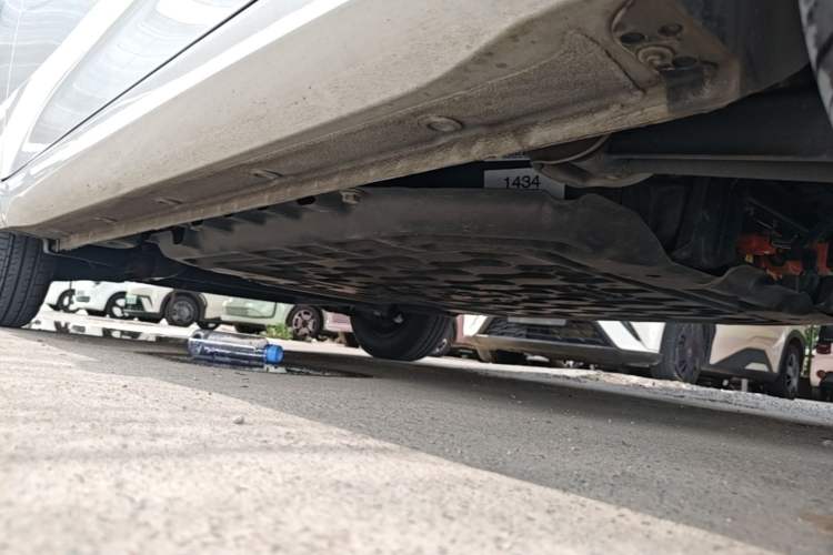 Used Wuling Hongguang MINIEV 2024 3rd Generation 215km Advanced Version Left Side Sill