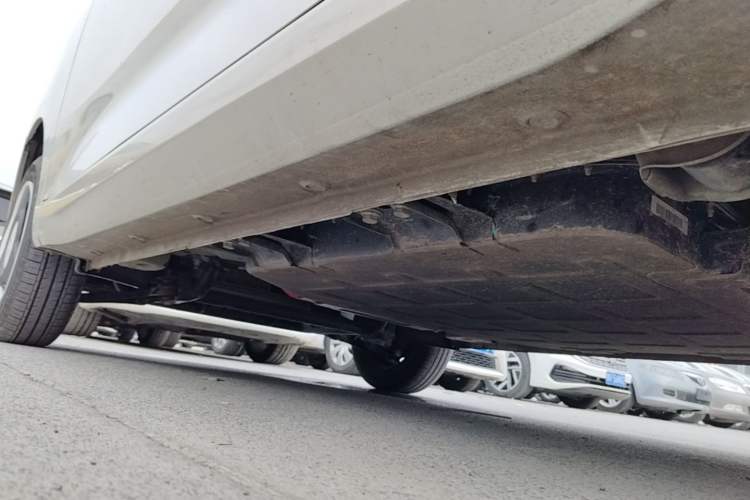 Used Wuling Hongguang MINIEV 2024 3rd Generation 215km Youth Edition Left Side Sill