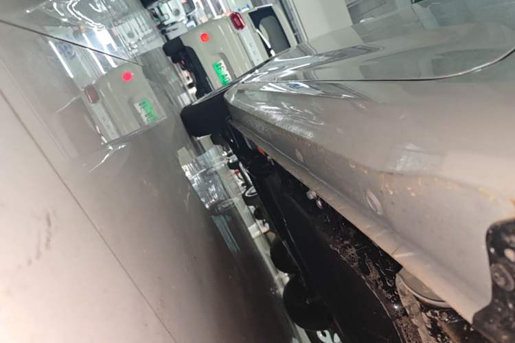 Used Wuling Hongguang MINIEV 2024 3rd Generation 215km Youth Edition Left Side Sill