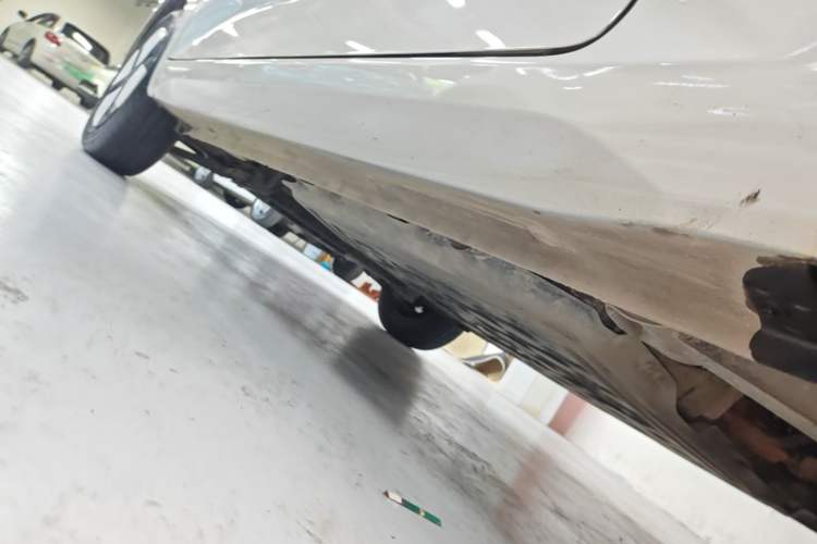 Used Wuling Hongguang MINIEV 2024 3rd Generation 215km Advanced Version Left Side Sill