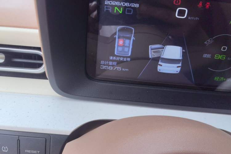 Used Wuling Hongguang MINIEV 2024 3rd Generation 215km Youth Edition Odometer Close Up