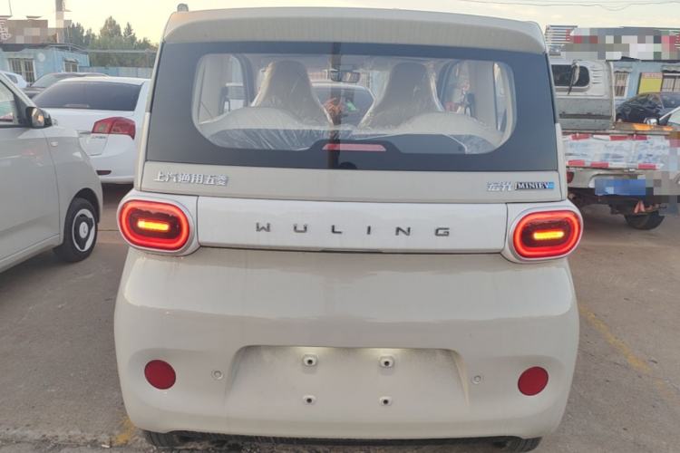 Used Wuling Hongguang MINIEV 2024 3rd Generation 215km Youth Edition Rear