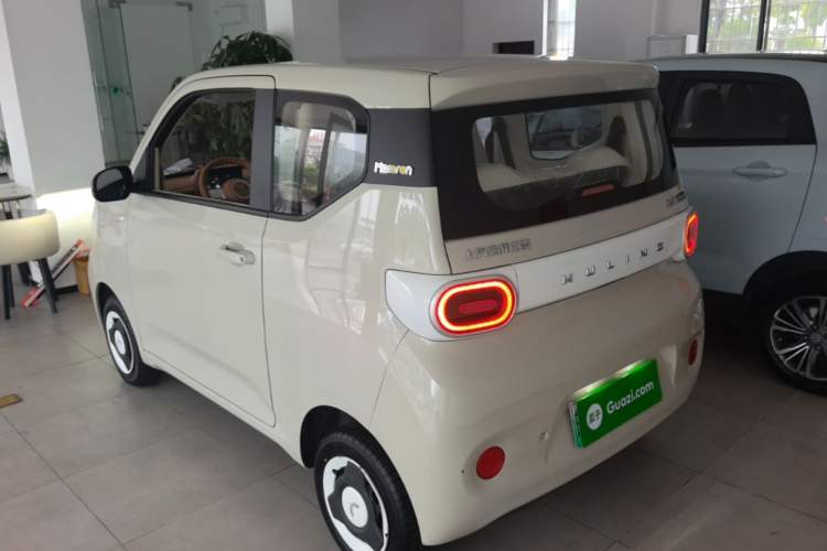 Used Wuling Hongguang MINIEV 2024 3rd Generation 215km Youth Edition Rear Left 45 Deg