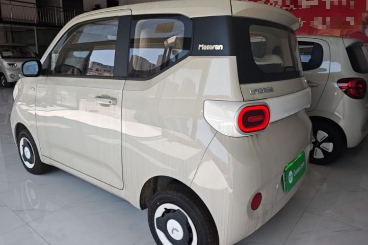 Used Wuling Hongguang MINIEV 2024 3rd Generation 215km Youth Edition Rear Left 45 Deg
