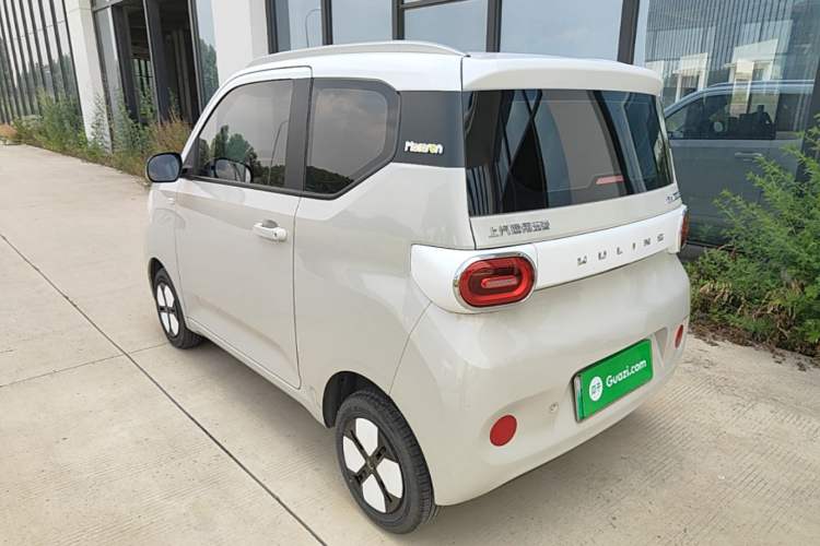 Used Wuling Hongguang MINIEV 2024 3rd Generation 215km Advanced Version Rear Left 45 Deg