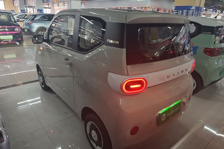 Used Wuling Hongguang MINIEV 2024 3rd Generation 215km Youth Edition Rear Left 45 Deg