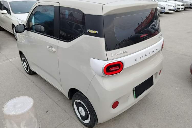 Used Wuling Hongguang MINIEV 2024 3rd Generation 215km Youth Edition Rear Left 45 Deg
