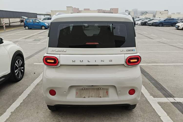 Used Wuling Hongguang MINIEV 2024 3rd Generation 215km Advanced Version Rear