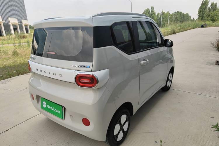 Used Wuling Hongguang MINIEV 2024 3rd Generation 215km Advanced Version Rear Right 45 Deg