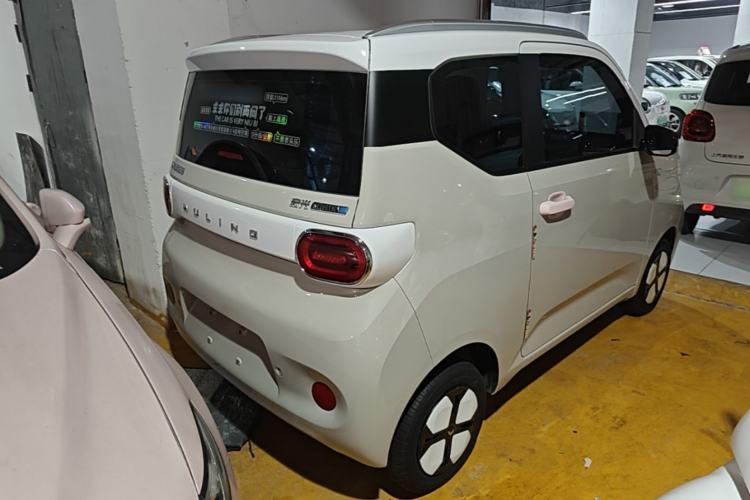 Used Wuling Hongguang MINIEV 2024 3rd Generation 215km Advanced Version Rear Right 45 Deg