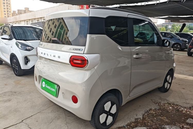 Used Wuling Hongguang MINIEV 2024 3rd Generation 215km Advanced Version Rear Right 45 Deg