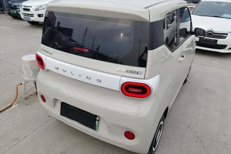 Used Wuling Hongguang MINIEV 2024 3rd Generation 215km Youth Edition Rear Right 45 Deg