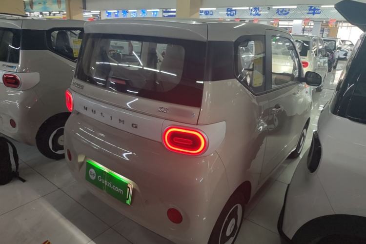 Used Wuling Hongguang MINIEV 2024 3rd Generation 215km Youth Edition Rear Right 45 Deg