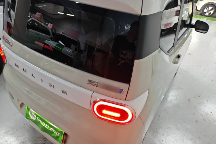 Used Wuling Hongguang MINIEV 2024 3rd Generation 215km Advanced Version Rear Right 45 Deg