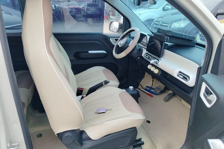 Used Wuling Hongguang MINIEV 2024 3rd Generation 215km Youth Edition Right Front Seat